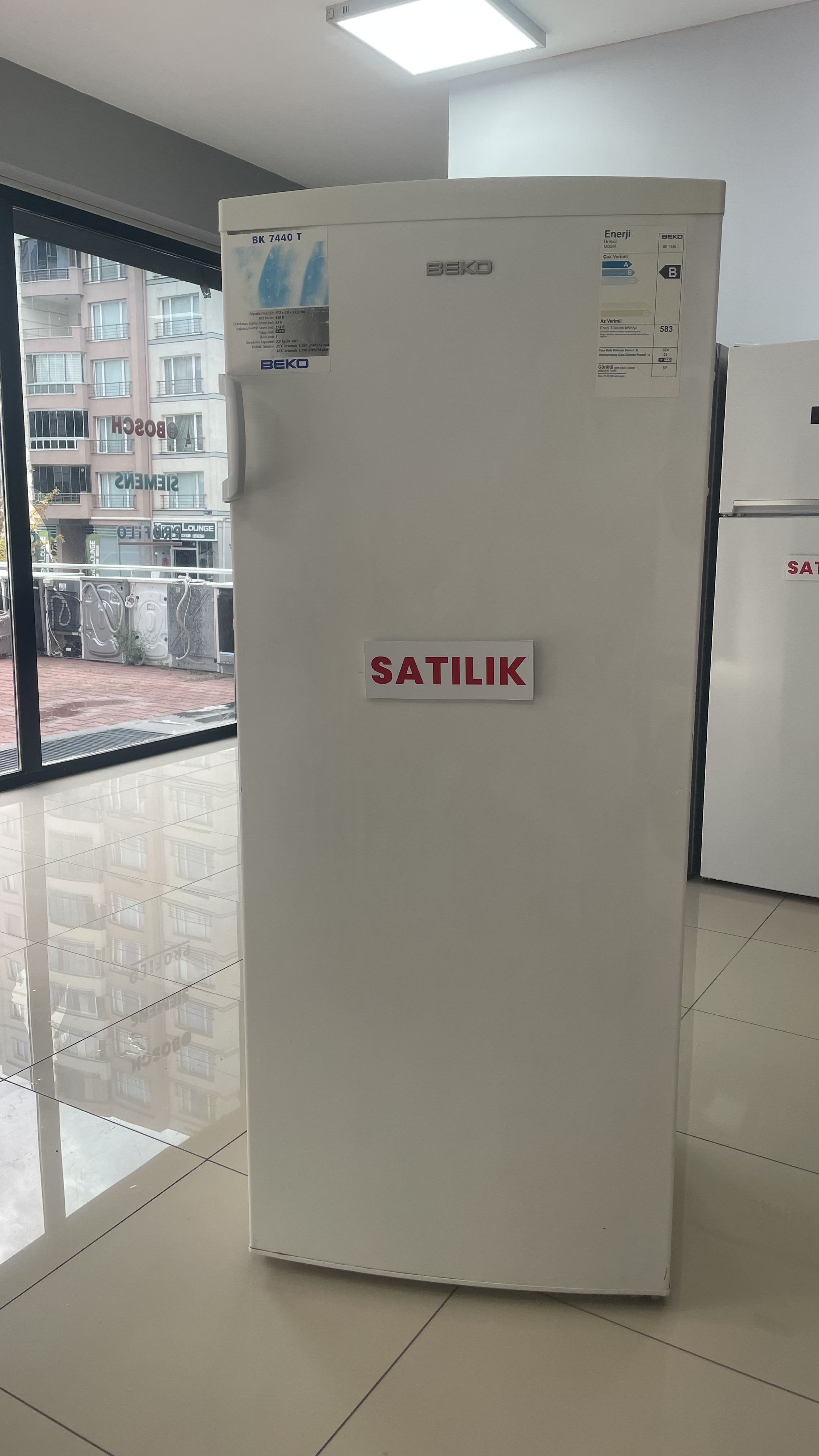 BEKO TEK KAPILI DONDURUCULU BUZDOLABI 